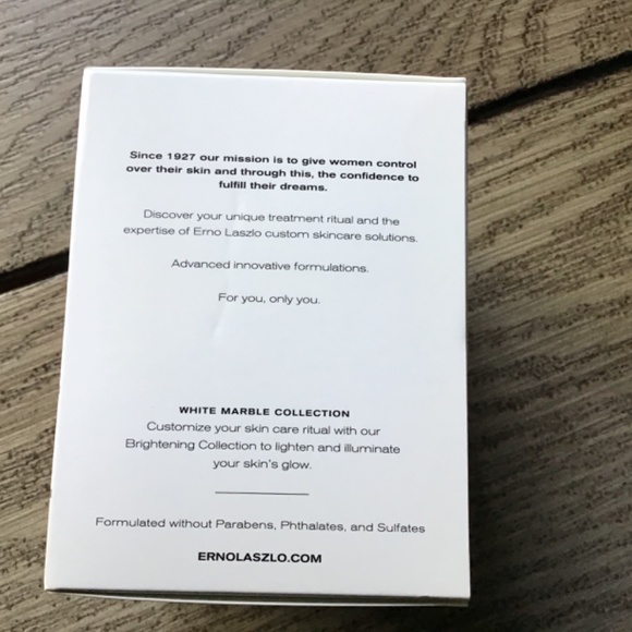 Erno Laszlo Lighten and Brighten Vitamin C Peel - Picture 4 of 5